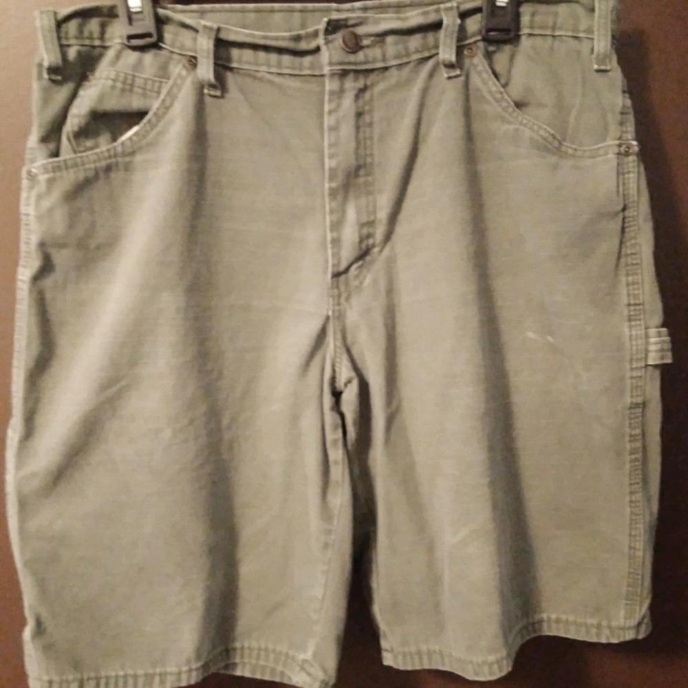 3 for $10/"DICKIES" MENS CARGO SHORTS
